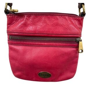 Fossil Red Leather Crossbody Small Purse Bag Adjustable Strap Zip Pocket Vintage